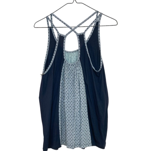 CAbi Cross Back Tank Top - Picture 4 of 12